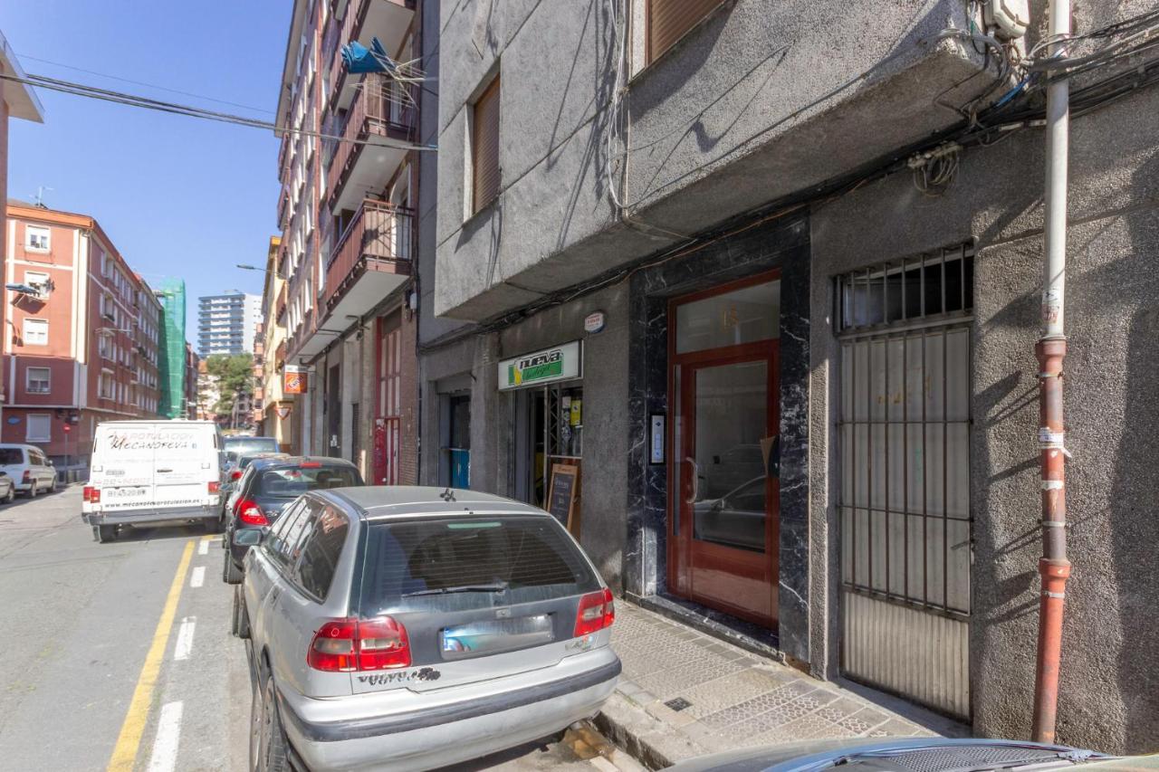 2 Paradas Al Cascoviejo, 1 Min Al Metro - Basarrate Bilbau Exterior foto